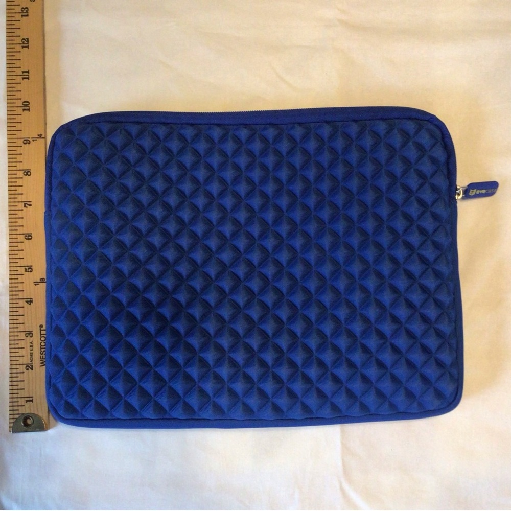 Tablet/iPad case. Fully lined.